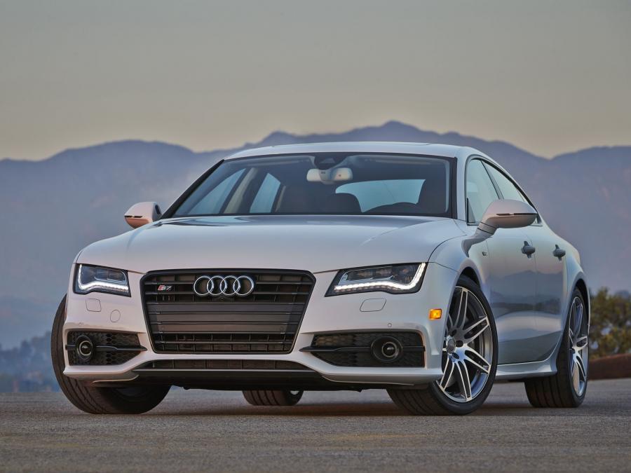  Audi S7 Sportback 2012 года  (NA) (фото 13 из 16)